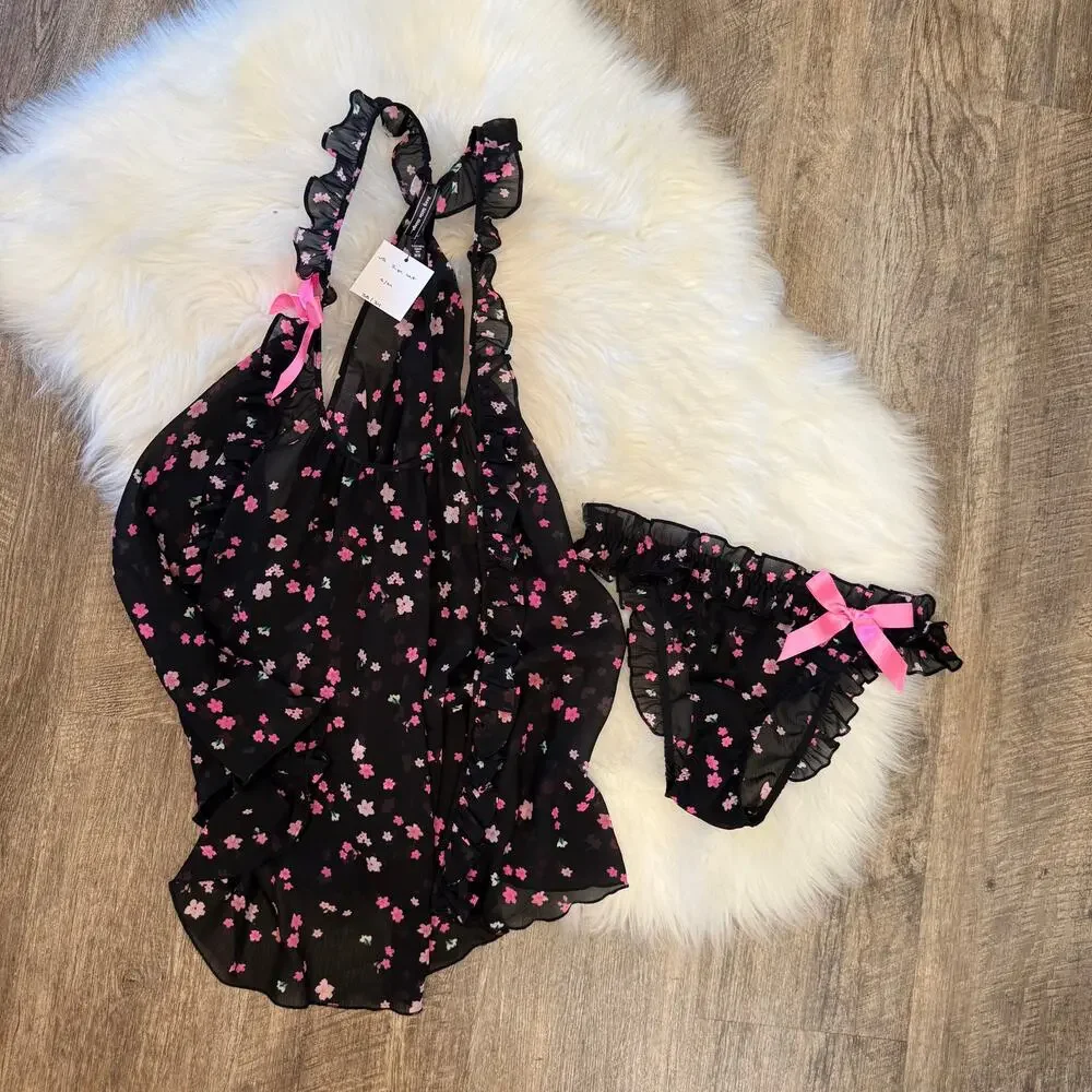 Victoria's Secret Vintage 2 Pc Lingerie Set - Size M